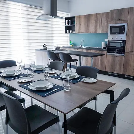 Bright And Spacious In Seaside Town San Pawl il-Baħar